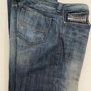 Diesel mens  NWOT vintage jeans.